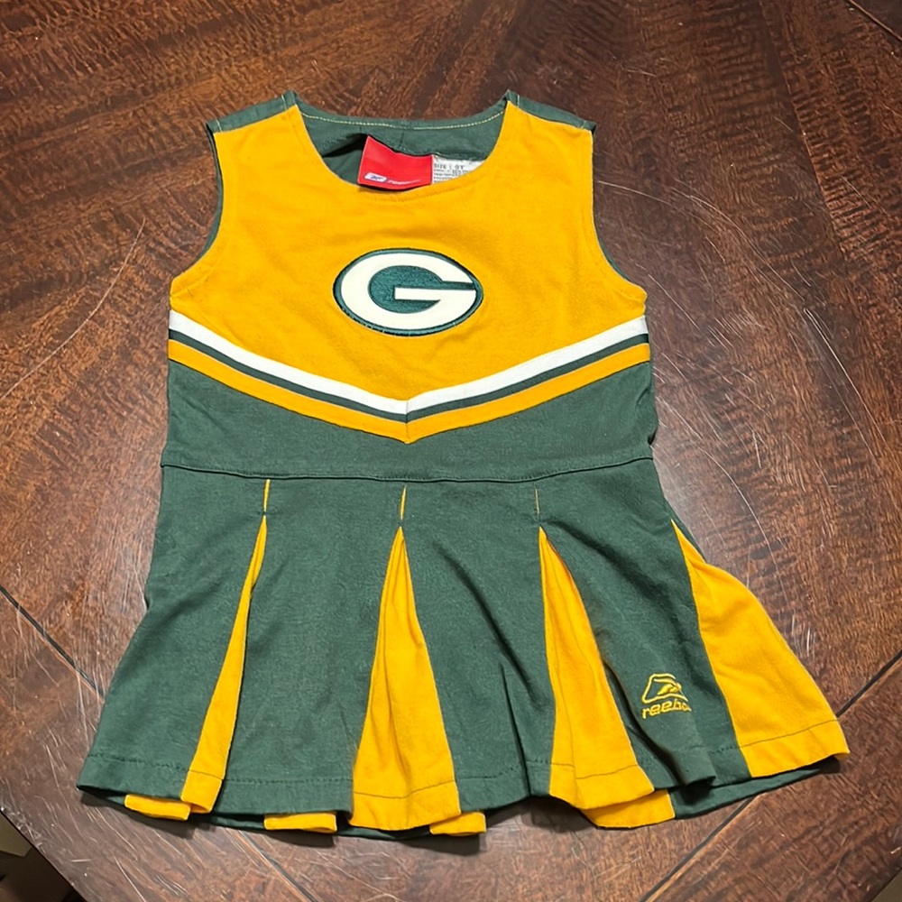 Excellent condition 3t Green Bay Packers NFL cheerleader dress Reebok